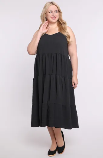 Värviline kleit nööpidega